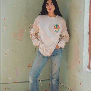 Free & Easy Spectrum Long Sleeve Tee
